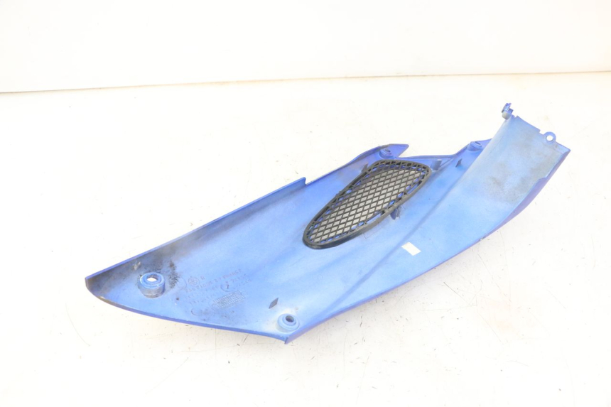 photo de CACHE SOUS SELLE DROIT PEUGEOT SPEEDFIGHT 2 LC 50 (2000 - 2009) - Autre angle de vue