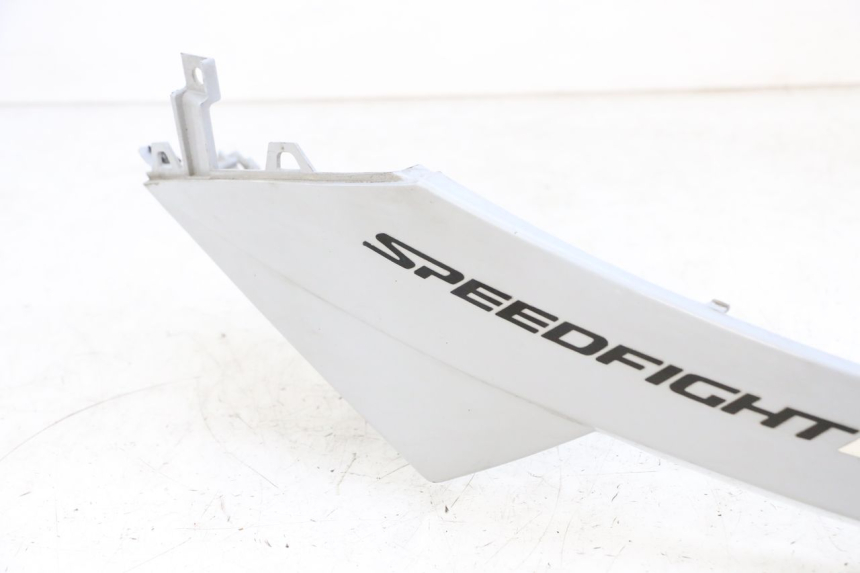 photo de CACHE SOUS SELLE DROIT PEUGEOT SPEEDFIGHT 4 4T EFI 50 (2021 - 2025) - Pièce contrôlée