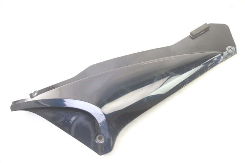 photo de CACHE SOUS SELLE DROIT HONDA ST PAN EUROPEAN 1300 (2002 - 2013) - Vue principale