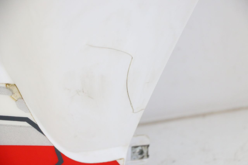 photo de CACHE SOUS SELLE DROIT HYTRACK ST 170 (2020 - 2024) - Détails caractéristiques