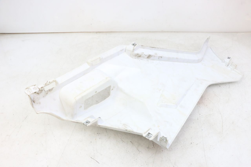 photo de CACHE SOUS SELLE DROIT HYTRACK ST 170 (2020 - 2024) - Gros plan technique