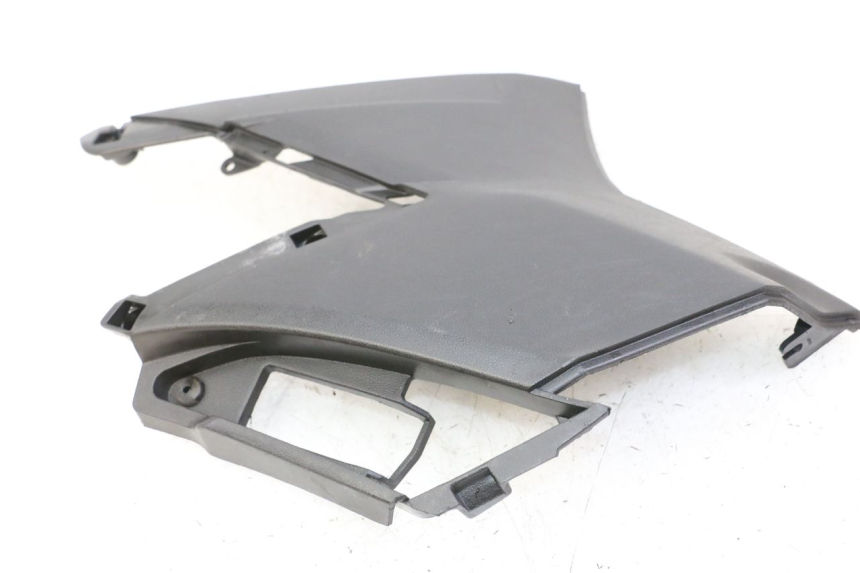 photo de CACHE SOUS SELLE DROIT APRILIA SXR 50 (2021 - 2023) - Autre angle de vue