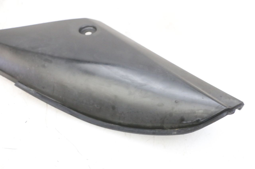 photo de CACHE SOUS SELLE DROIT YAMAHA TZR 50 (2008 - 2016) - Points de fixation