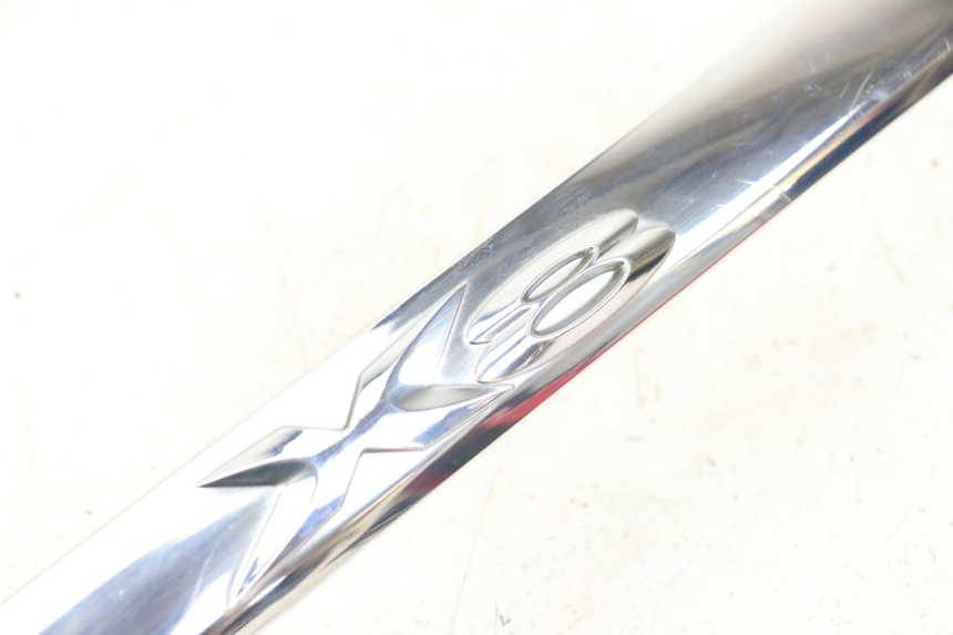 photo de Couvercle sous selle droit PIAGGIO X8 125 (2004 - 2007) - Autre angle de vue