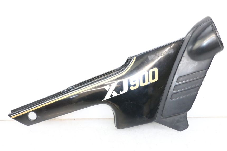 photo de CACHE SOUS SELLE DROIT YAMAHA XJ F 900 (1983 - 1994) - Vue principale