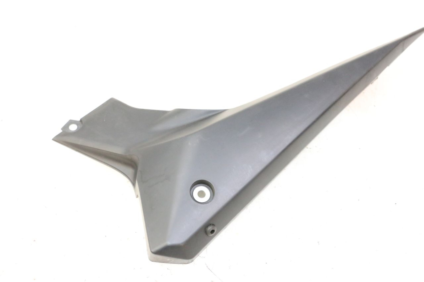 photo de CACHE SOUS SELLE DROIT YAMAHA XJ6 ABS 600 (2008 - 2016) - Vue d’ensemble