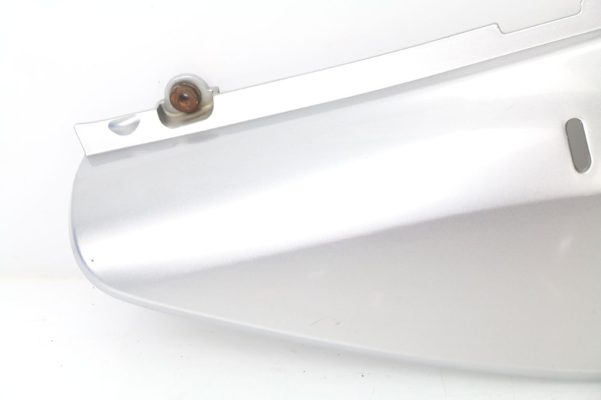 photo de CACHE SOUS SELLE DROIT HONDA XLV TRANSALP 650 (2005 - 2007) - Marquages et références