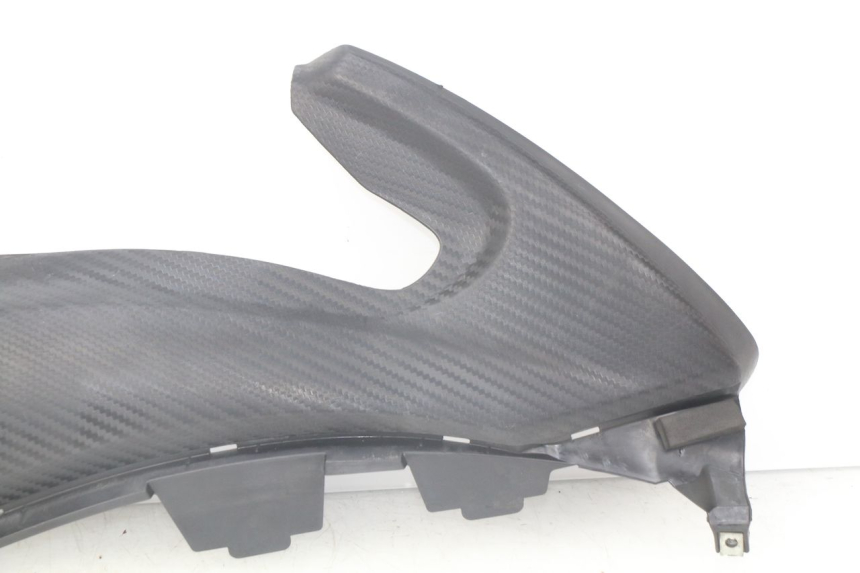 photo de CACHE SOUS SELLE DROIT YAMAHA XP T-MAX TMAX ABS 530 (2012 - 2015) - Vue d’ensemble