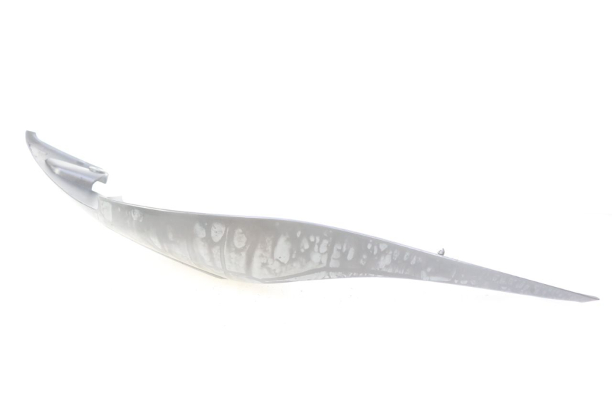 photo de CACHE SOUS SELLE DROIT YAMAHA XP T-MAX TMAX ABS 500 (2004 - 2007) - État de surface