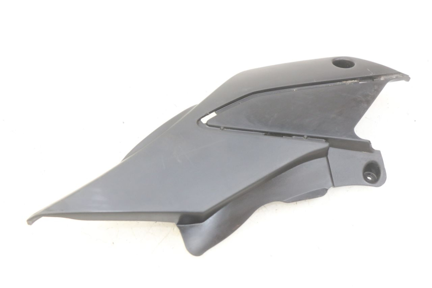 photo de CACHE SOUS SELLE DROIT HONDA XR L 125 (2003 - 2007) - Autre angle de vue