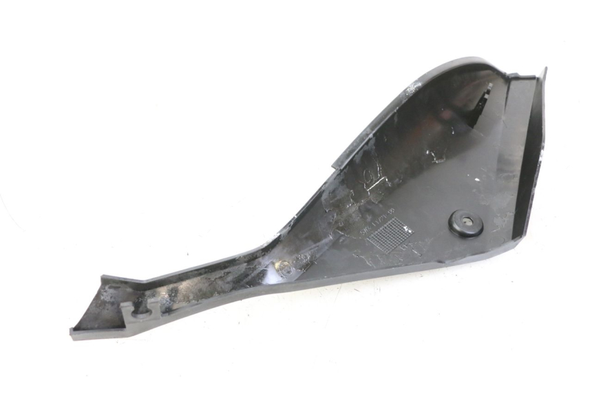 photo de CACHE SOUS SELLE DROIT YAMAHA TZR 50 (2008 - 2016) - Zoom état d’usage