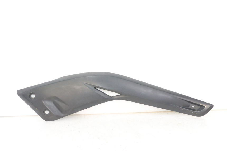 photo de CACHE SOUS SELLE DROIT YAMAHA X-MAX XMAX ABS 250 (2010 - 2014) - Vue principale