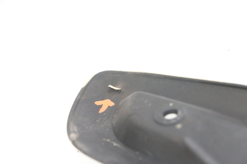 photo de CACHE SOUS SELLE DROIT YAMAHA X-MAX XMAX ABS 250 (2010 - 2014) - Zoom état d’usage