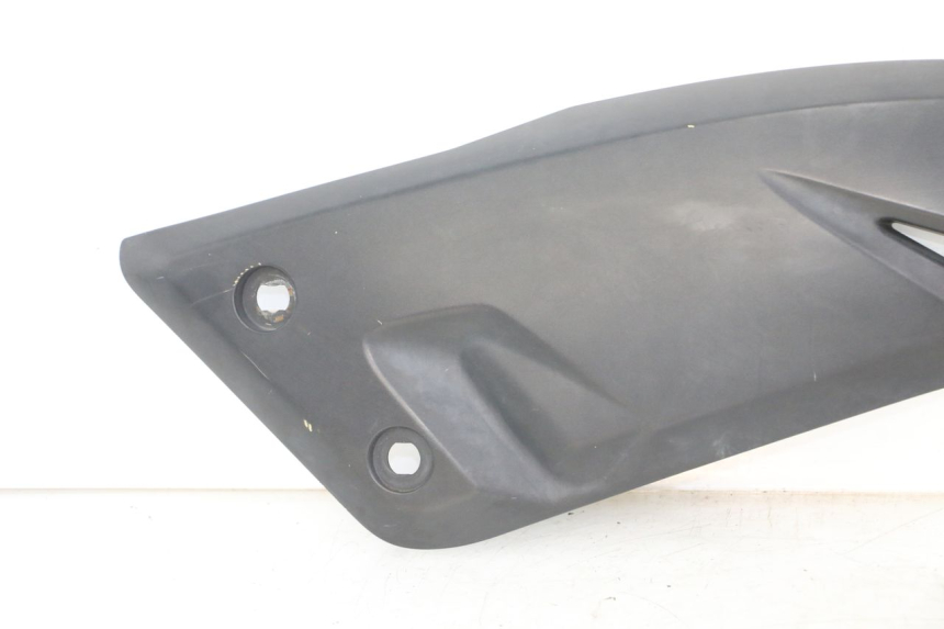 photo de CACHE SOUS SELLE DROIT YAMAHA X-MAX XMAX ABS 250 (2010 - 2014) - Marquages et références