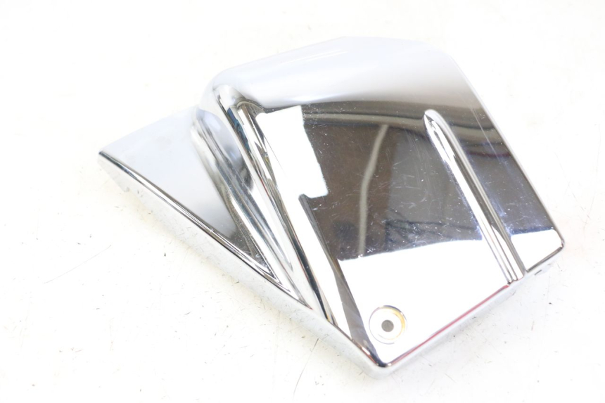 photo de CACHE SOUS SELLE DROIT YAMAHA XVS DRAG STAR DRAGSTAR 650 (1997 - 2007) - Vue d’ensemble