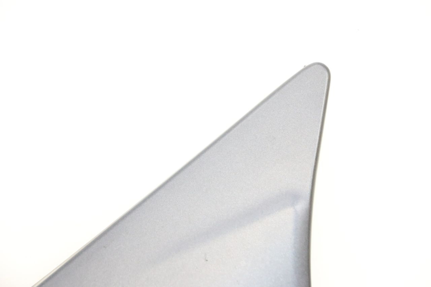 photo de CACHE SOUS SELLE DROIT KAWASAKI ZR 7 750 (1999 - 2004) - Focus structure