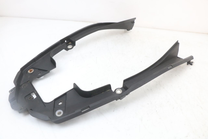 photo de CACHE SOUS SELLE LONGJIA EASY MAX 125 (2020 - 2024) - Zoom état d’usage