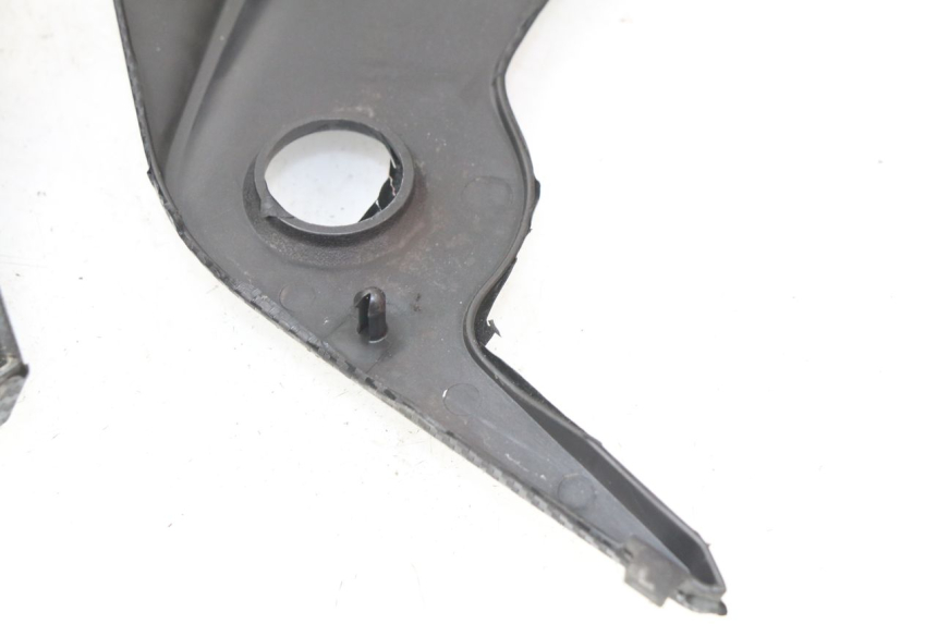 photo de CACHE SOUS SELLE KAWASAKI ER-6 ER6 N 650 (2009 - 2011) - Points de fixation