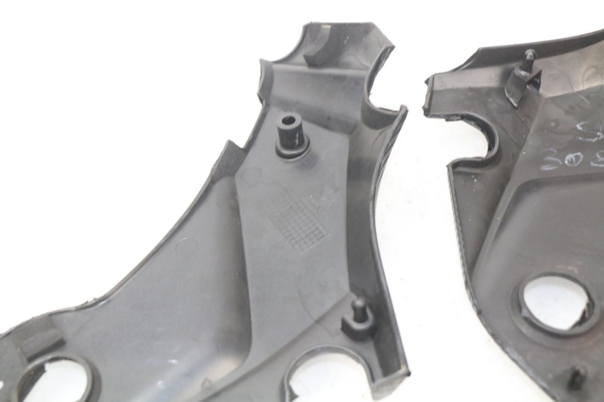 photo de CACHE SOUS SELLE KAWASAKI ER-6 ER6 N 650 (2009 - 2011) - État de surface