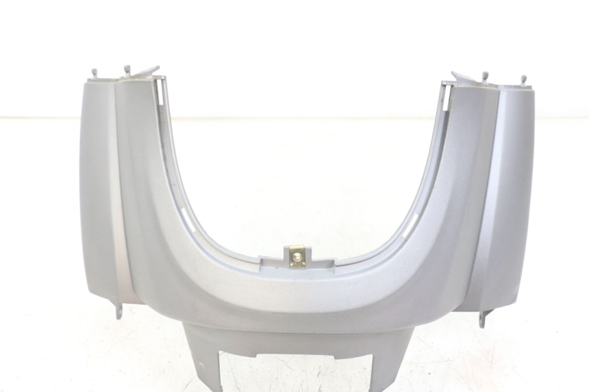 photo de CACHE SOUS SELLE SYM FIDDLE 3 III 125 (2014 - 2020) - Détail de la pièce