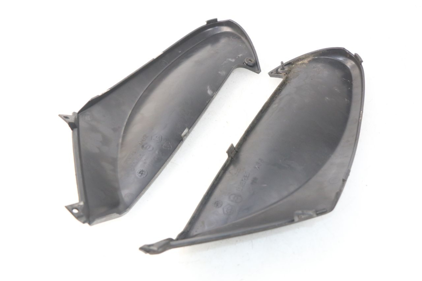 photo de CACHE SOUS SELLE PIAGGIO FLY 2T 50 (2004 - 2017) - Détail de la pièce