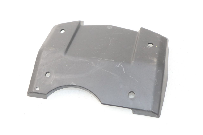 photo de CACHE SOUS SELLE YAMAHA FZ8 800 (2010 - 2016) - Détail de la pièce