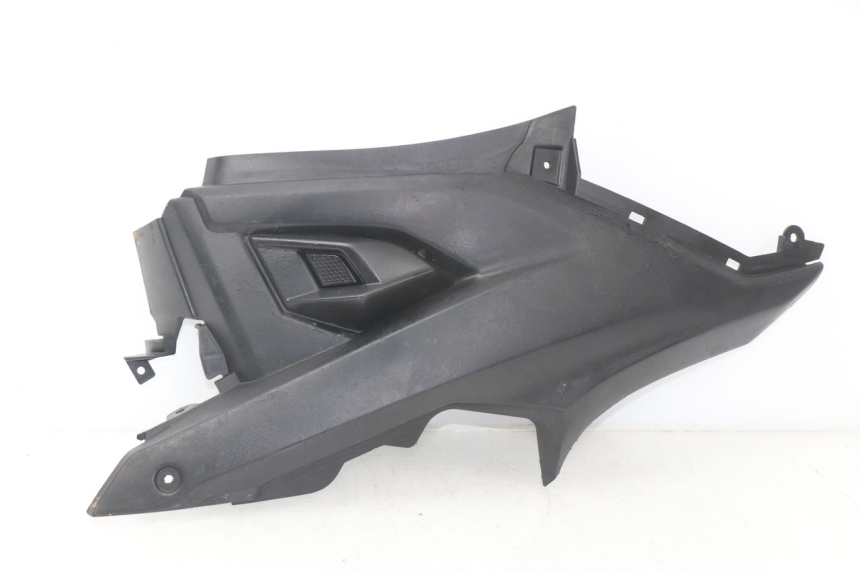 photo de CACHE SOUS SELLE GAUCHE YAMAHA AEROX NAKED 2T 50 (2013 - 2017) - Vue principale