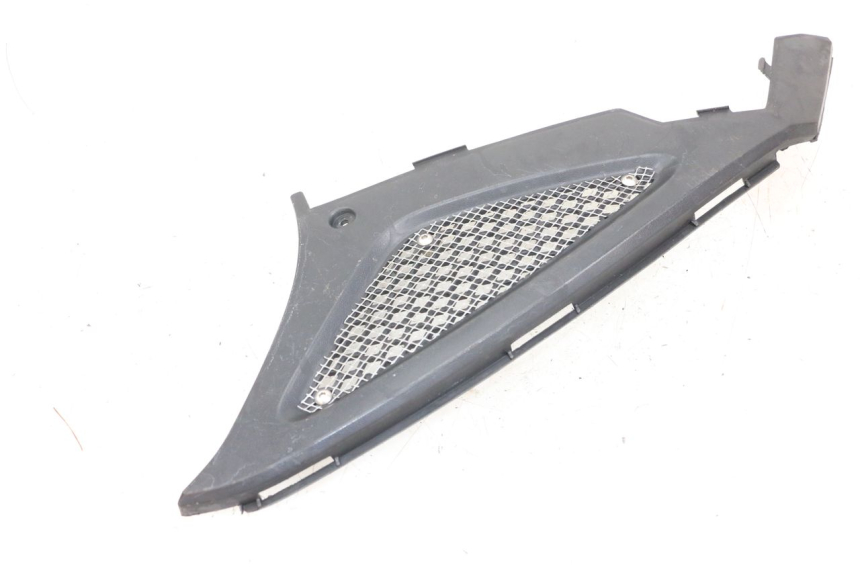 photo de CACHE SOUS SELLE GAUCHE KYMCO AGILITY RS 4T 50 (2009 - 2013) - Zoom état d’usage