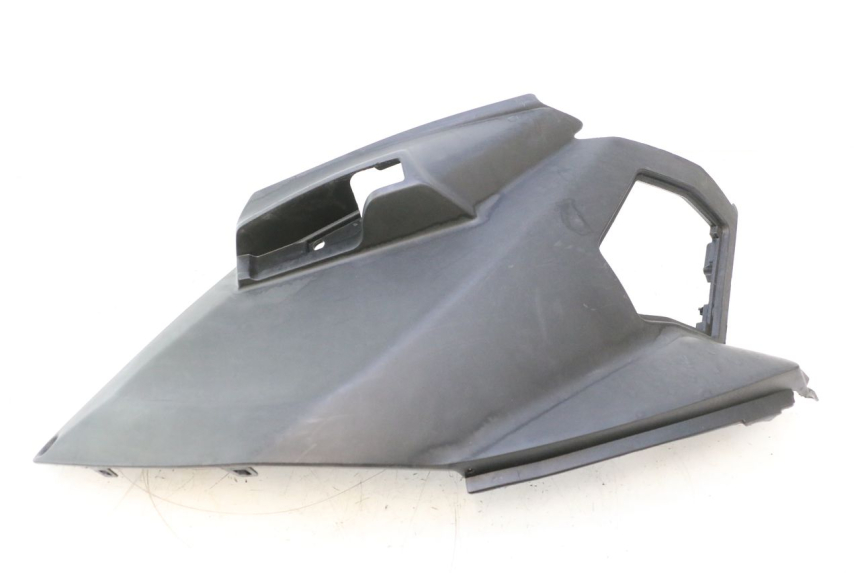 photo de CACHE SOUS SELLE GAUCHE PEUGEOT CITYSTAR 2T 50 (2018 - 2021) - Détail de la pièce