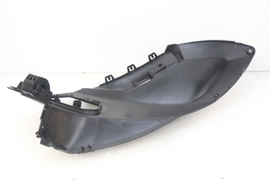 photo de CACHE SOUS SELLE GAUCHE PEUGEOT CITYSTAR 50 (2013 - 2017) - Zoom état d’usage