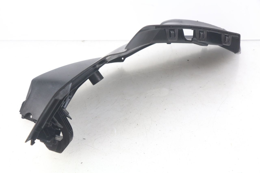 photo de CACHE SOUS SELLE GAUCHE PEUGEOT CITYSTAR 50 (2013 - 2017) - Points de fixation