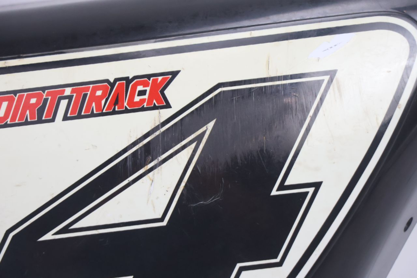 photo de CACHE SOUS SELLE GAUCHE MASH DIRT TRACK 50 (2018 - 2020) - Zoom état d’usage