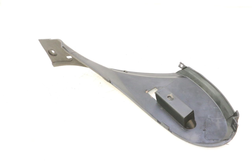 photo de CACHE SOUS SELLE GAUCHE CF MOTO E-CHARM 125 (2005 - 2008) - Autre angle de vue