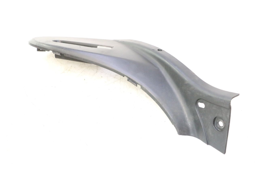 photo de CACHE SOUS SELLE GAUCHE CF MOTO E-CHARM 125 (2005 - 2008) - Points de fixation