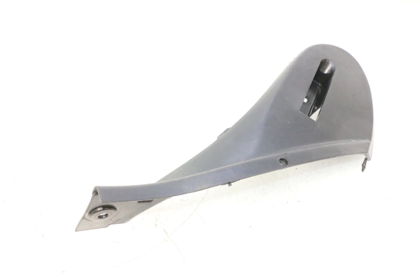 photo de CACHE SOUS SELLE GAUCHE CF MOTO E-CHARM 125 (2005 - 2008) - État de surface
