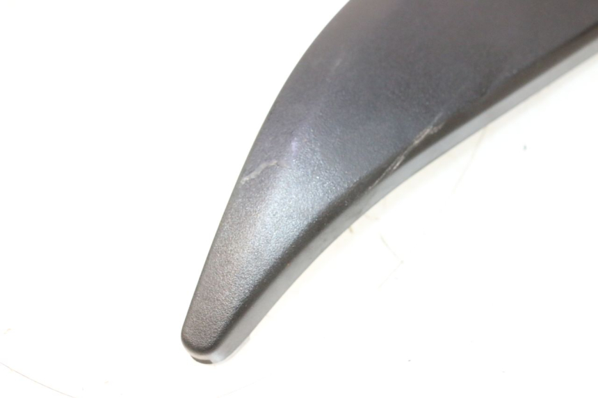 photo de CACHE SOUS SELLE GAUCHE KAWASAKI ER-6 ER6 N 650 (2005 - 2009) - Détail de la pièce