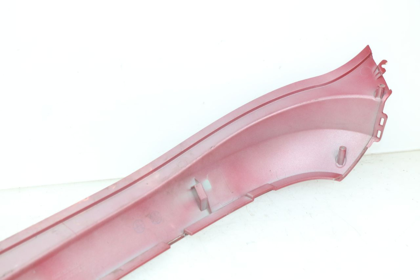 photo de CACHE SOUS SELLE GAUCHE SYM FIDDLE 3 III 125 (2014 - 2020) - Zoom état d’usage