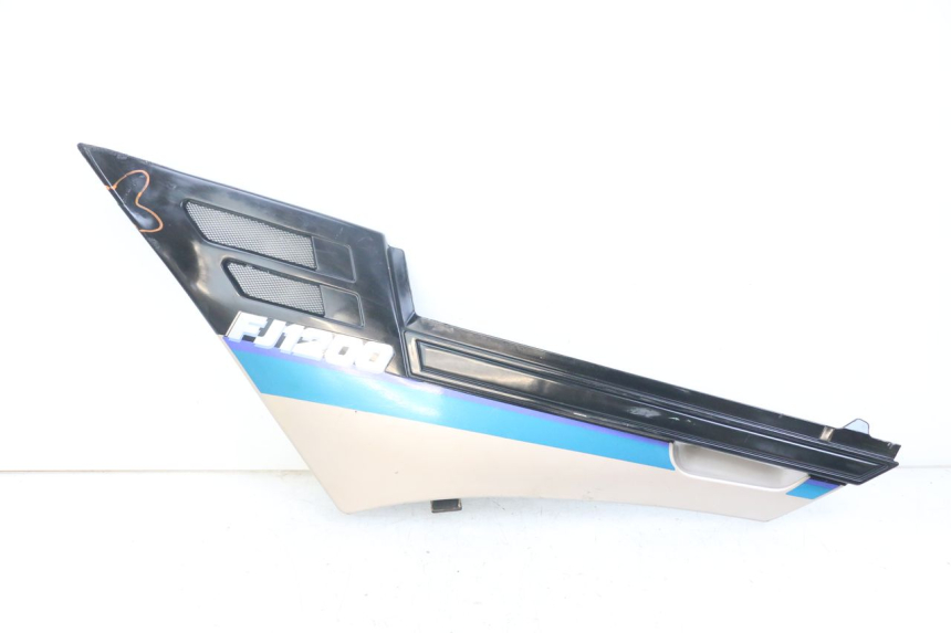 photo de CACHE SOUS SELLE GAUCHE YAMAHA FJ 3CX 1200 (1986 - 1996) - Vue principale
