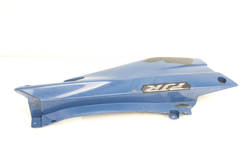 photo de CACHE SOUS SELLE GAUCHE YAMAHA FJR ABS 1300 (2006 - 2012) - Détail de la pièce