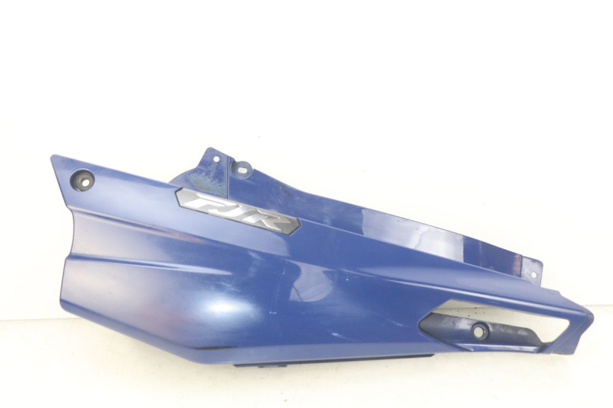 photo de CACHE SOUS SELLE GAUCHE YAMAHA FJR ABS 1300 (2016 - 2020) - Vue principale