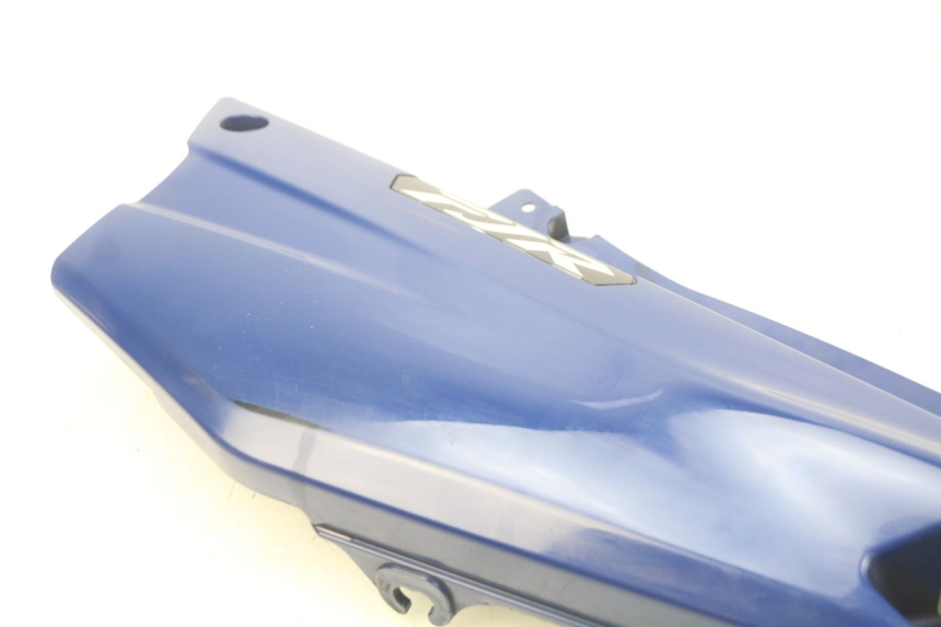 photo de CACHE SOUS SELLE GAUCHE YAMAHA FJR ABS 1300 (2016 - 2020) - Détail de la pièce