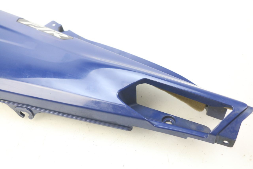 photo de CACHE SOUS SELLE GAUCHE YAMAHA FJR ABS 1300 (2016 - 2020) - Zoom état d’usage