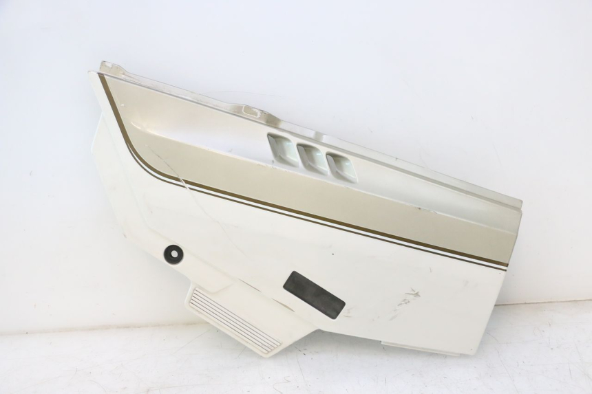 photo de CACHE SOUS SELLE GAUCHE KAWASAKI GPX F ZX750F 750 (1986 - 1990) - Vue principale