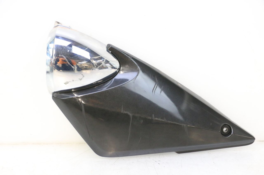 photo de CACHE SOUS SELLE GAUCHE SUZUKI GSF N BANDIT 1200 (2001 - 2005) - Vue principale