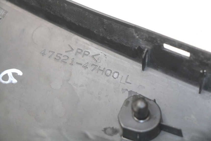 photo de CACHE SOUS SELLE GAUCHE SUZUKI GSX-R GSXR K16 1000 (2012 - 2016) - Autre angle de vue