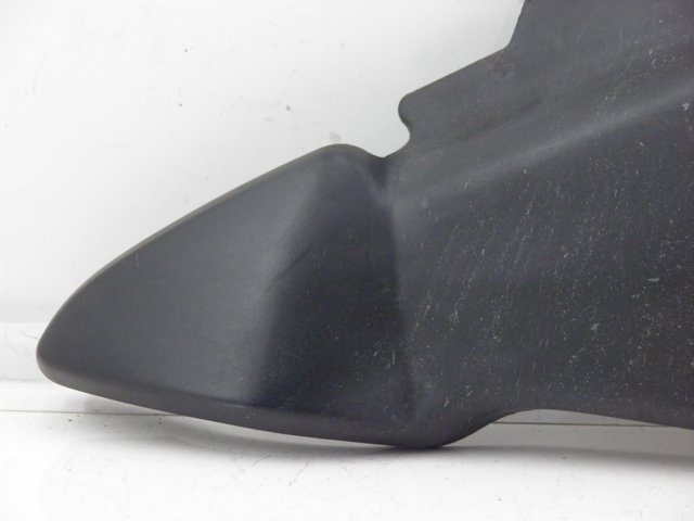 photo de CACHE SOUS SELLE GAUCHE HONDA CBF S ABS 600 (2004 - 2007) - Autre angle de vue