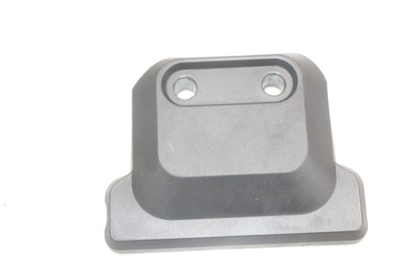 photo de CACHE SOUS SELLE GAUCHE HUSQVARNA SVARTPILEN 401 (2018 - 2023) - Détail de la pièce