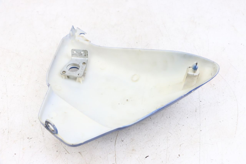 photo de Cache sous selle gauche JINLUN JL HIGHLANDER 125 (2007 - 2015) - Zoom état d’usage