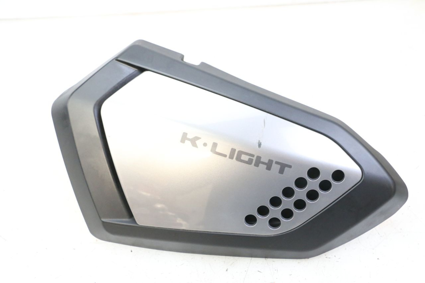 photo de CACHE SOUS SELLE GAUCHE KEEWAY K-LIGHT KLIGHT 125 (2018 - 2025) - Vue principale