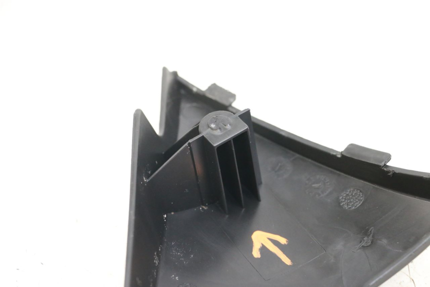 photo de CACHE SOUS SELLE GAUCHE KYMCO K-PW K-PIPE 50 (2012 - 2017) - Zoom état d’usage